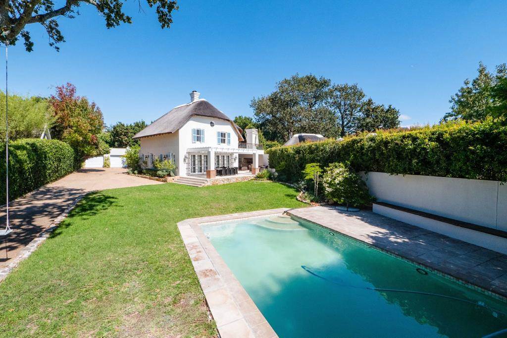 6 Bed House in Constantia photo number 4