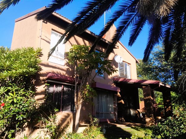 3 Bedroom House 3 Bedroom House