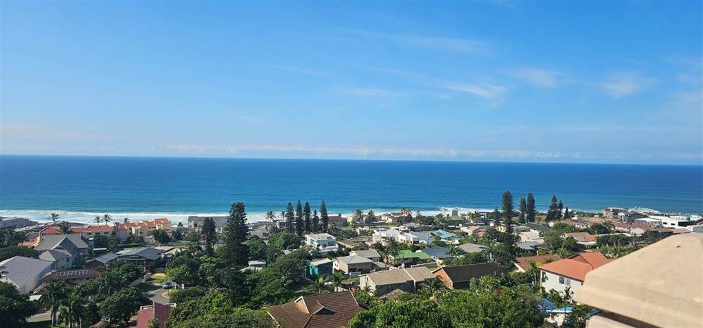 4 Bed House in Ballito photo number 8