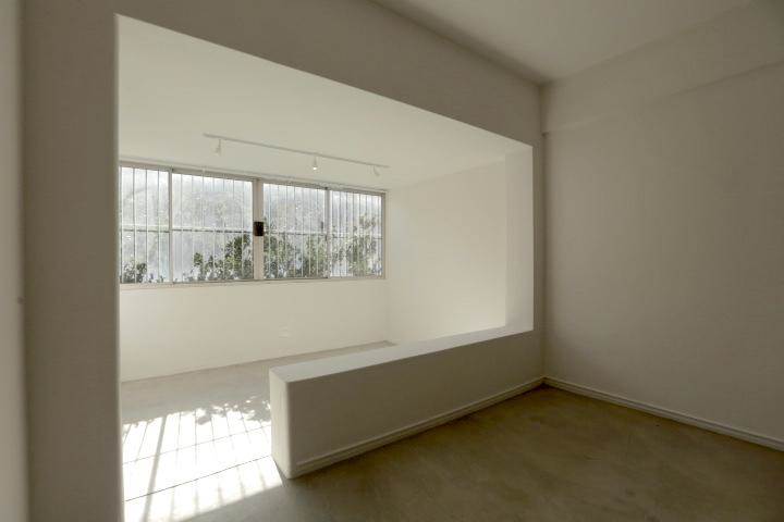 1 Bed Apartment in Parktown photo number 11
