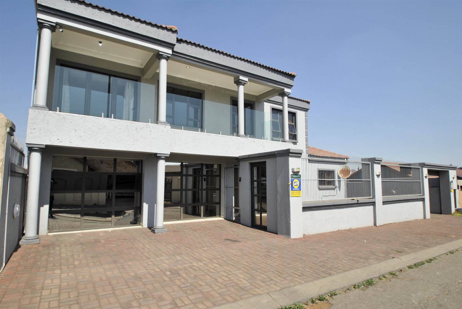 5 Bed House in Spruit View photo number 1