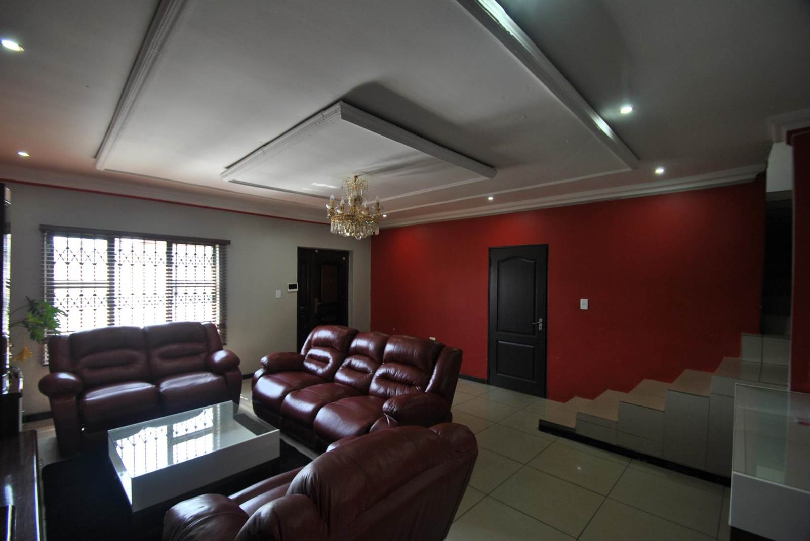 5 Bed House in Spruit View photo number 9