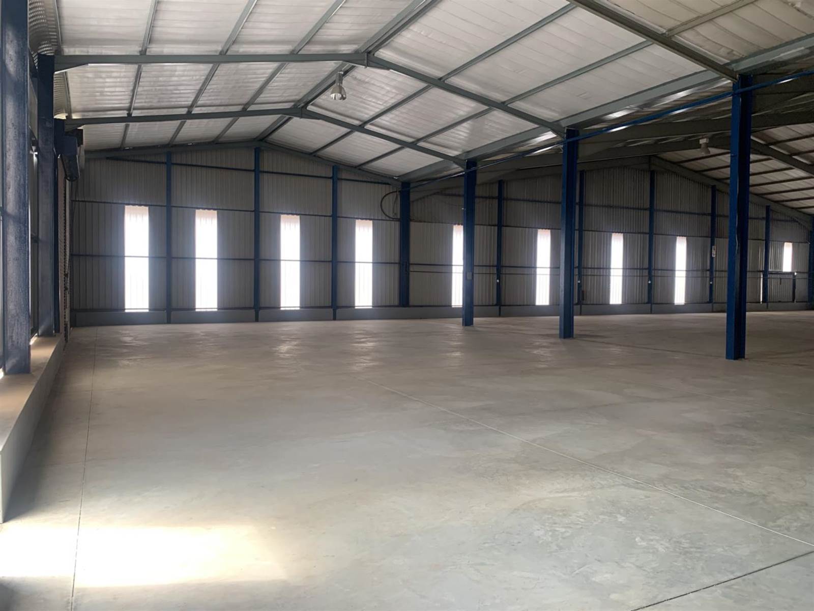 2600  m² Industrial space in Clayville photo number 9