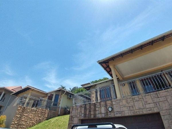 3 Bedroom House 3 Bedroom House