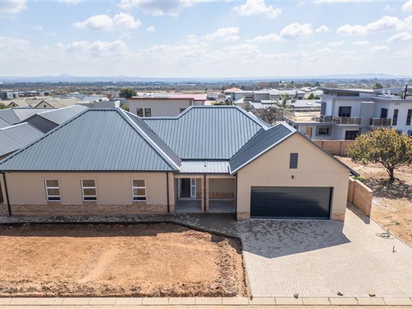 2 Bedroom House 2 Bedroom House
