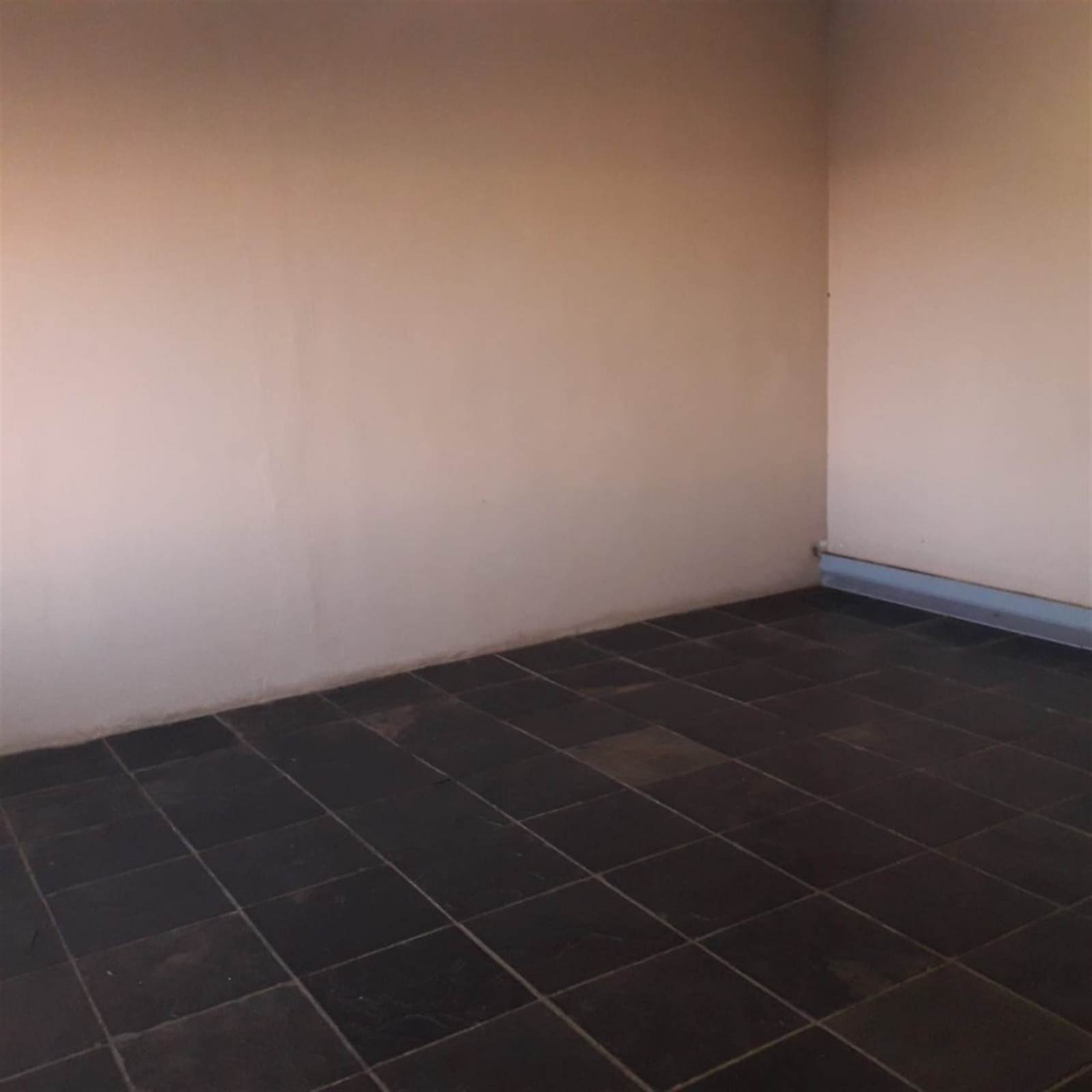 92  m² Commercial space in Louis Trichardt photo number 13