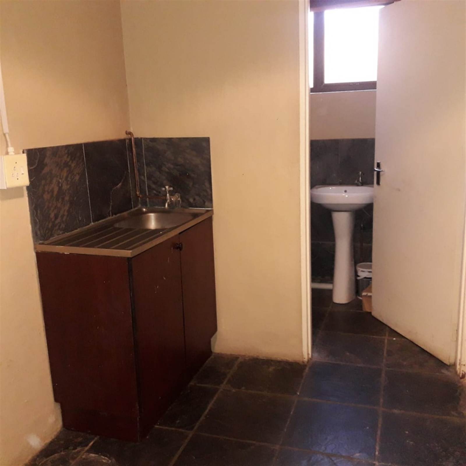 92  m² Commercial space in Louis Trichardt photo number 8