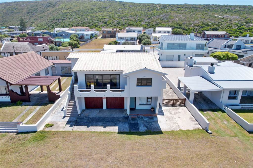 5 Bed House in Agulhas photo number 27