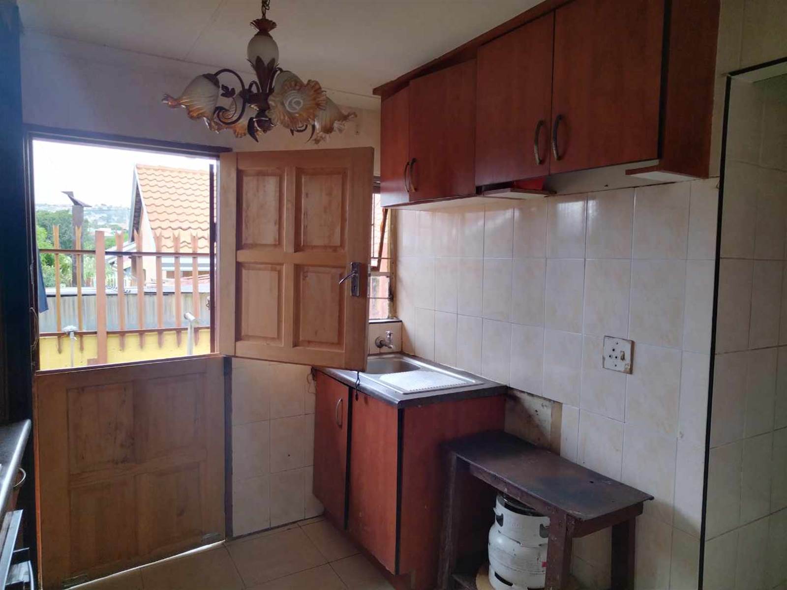 4 Bed House in Soshanguve photo number 15