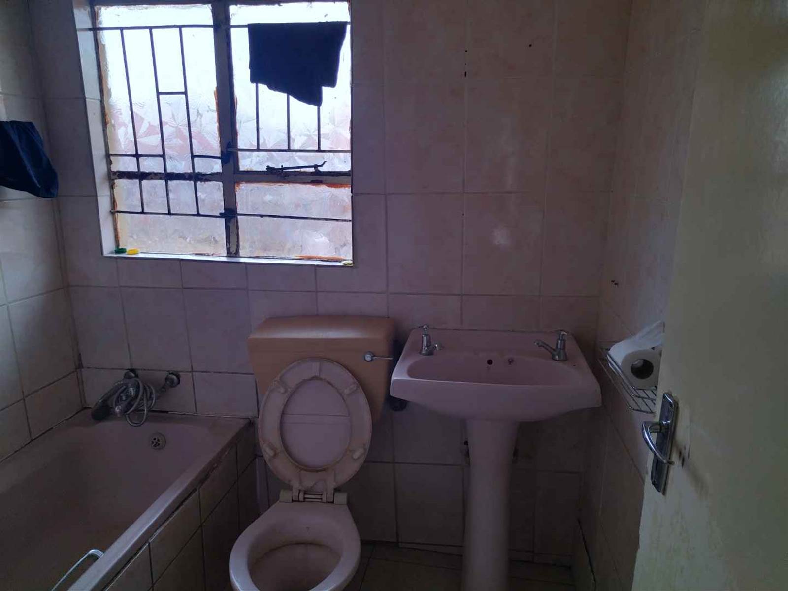 4 Bed House in Soshanguve photo number 16
