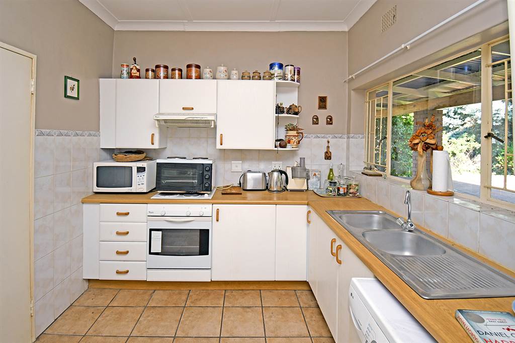 3 Bed House in Modderfontein photo number 13