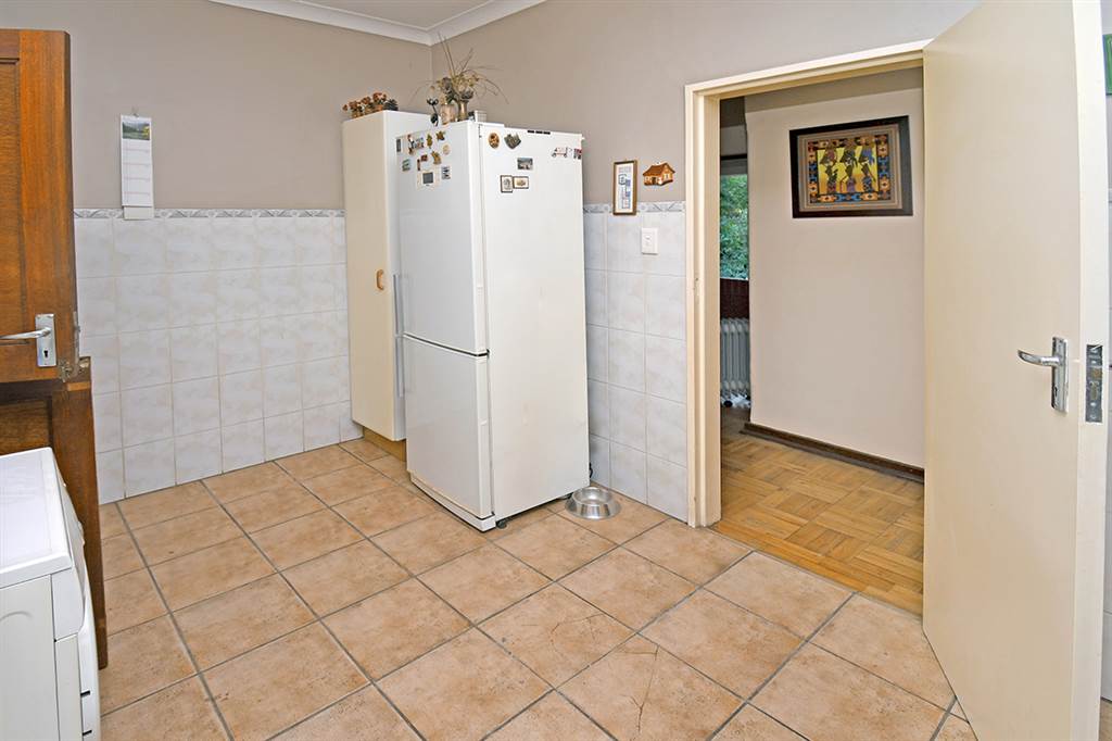 3 Bed House in Modderfontein photo number 16