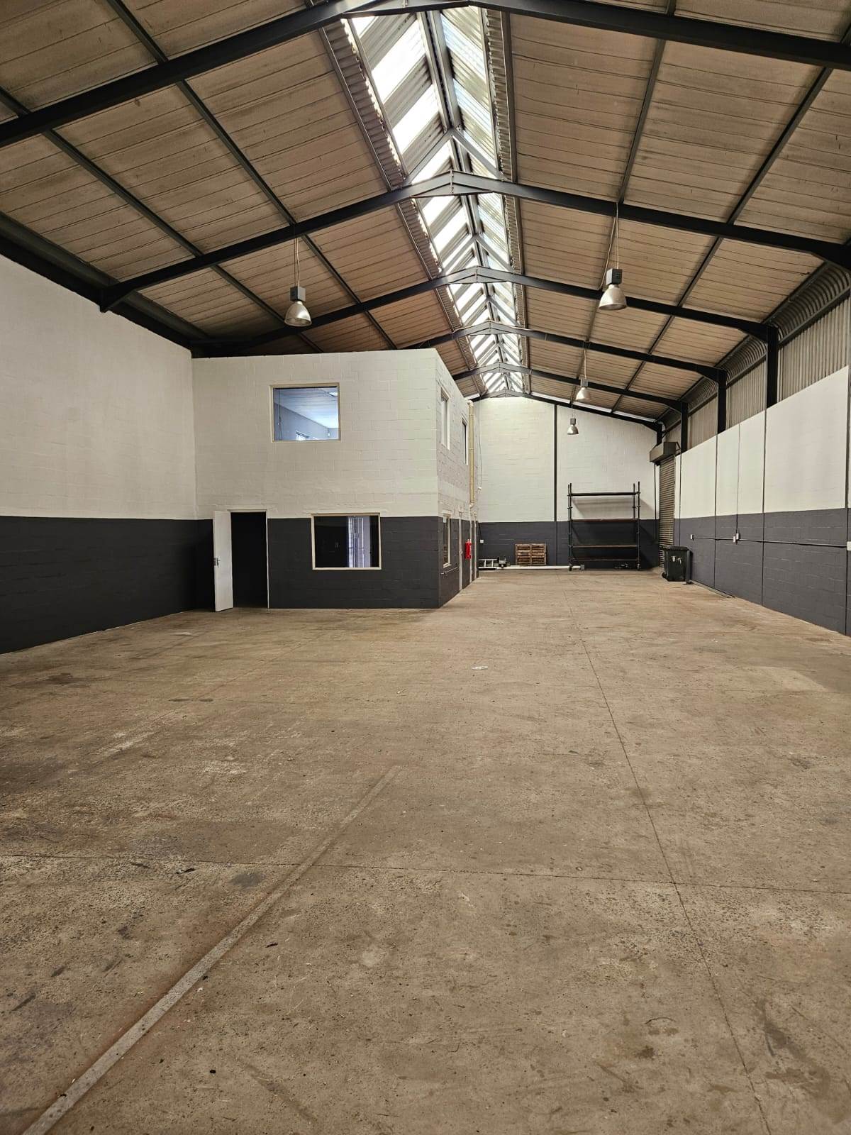 362  m² Industrial space in Stikland photo number 11