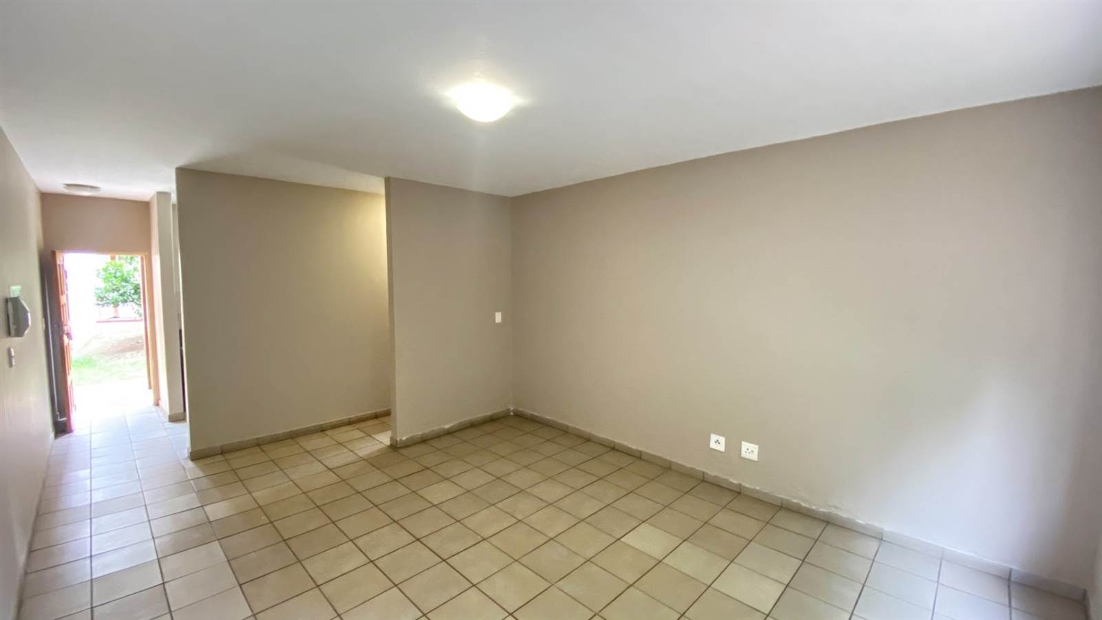 2 Bed Apartment in Duncanville photo number 6
