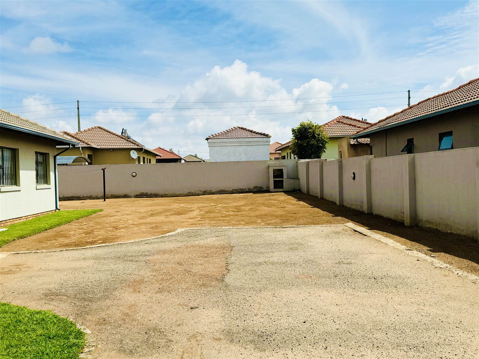 3 Bed House in Azaadville Gardens photo number 20