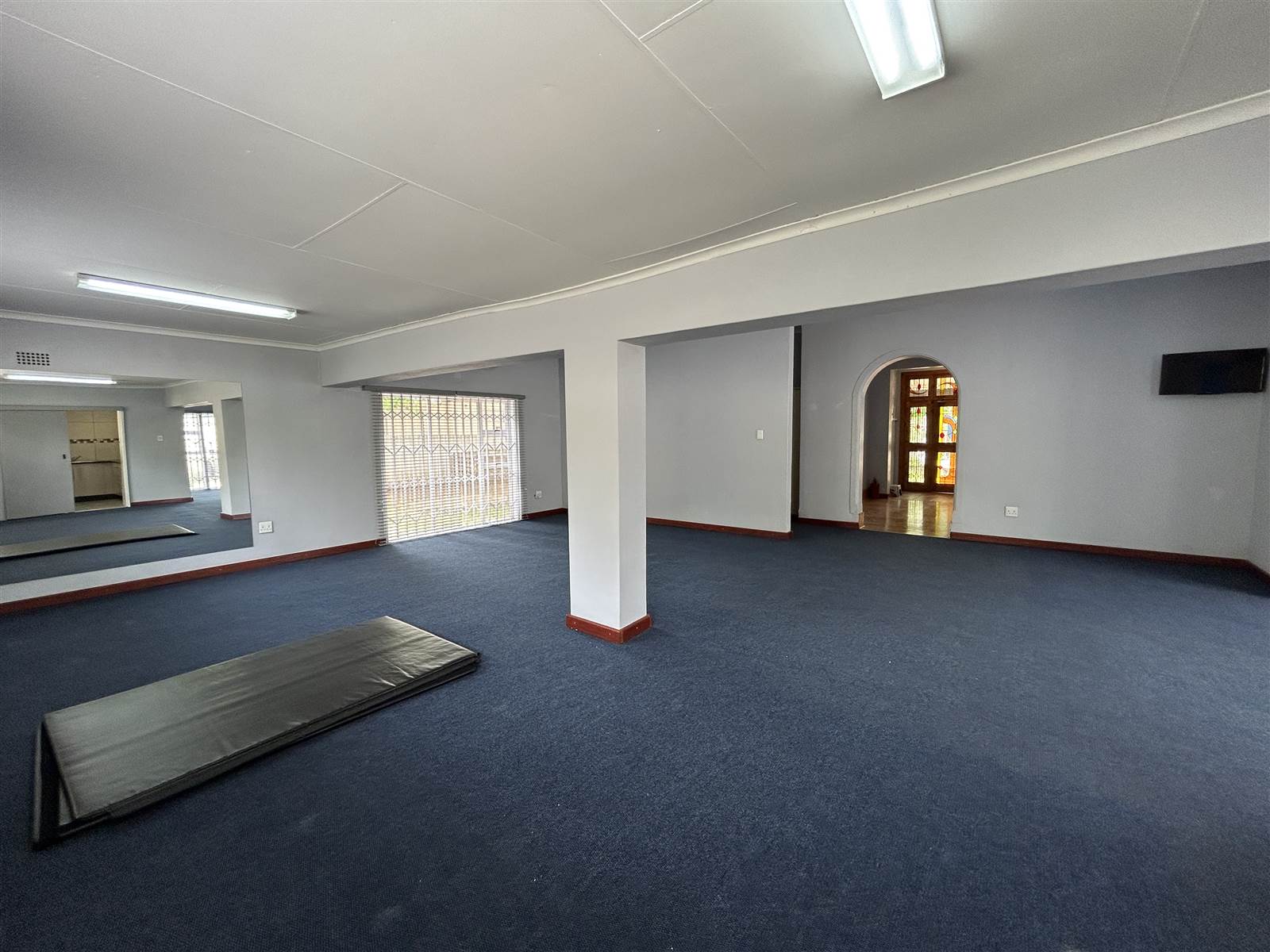 287  m² Commercial space in Westdene photo number 13