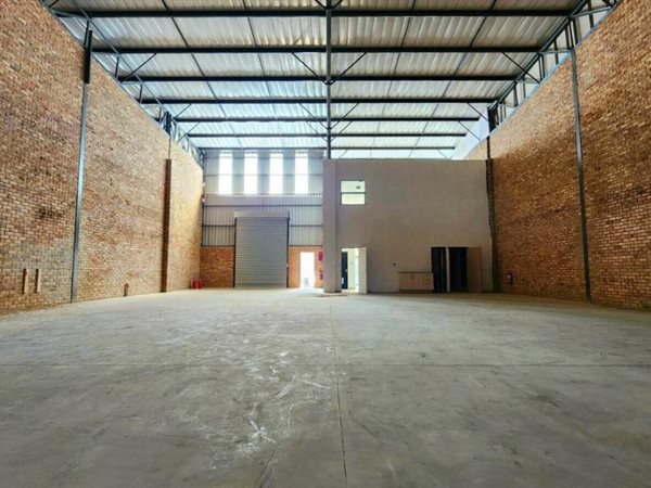 426  m² Industrial space