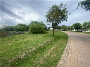 6102 m² Land available in Blue Hills Equestrian Estate