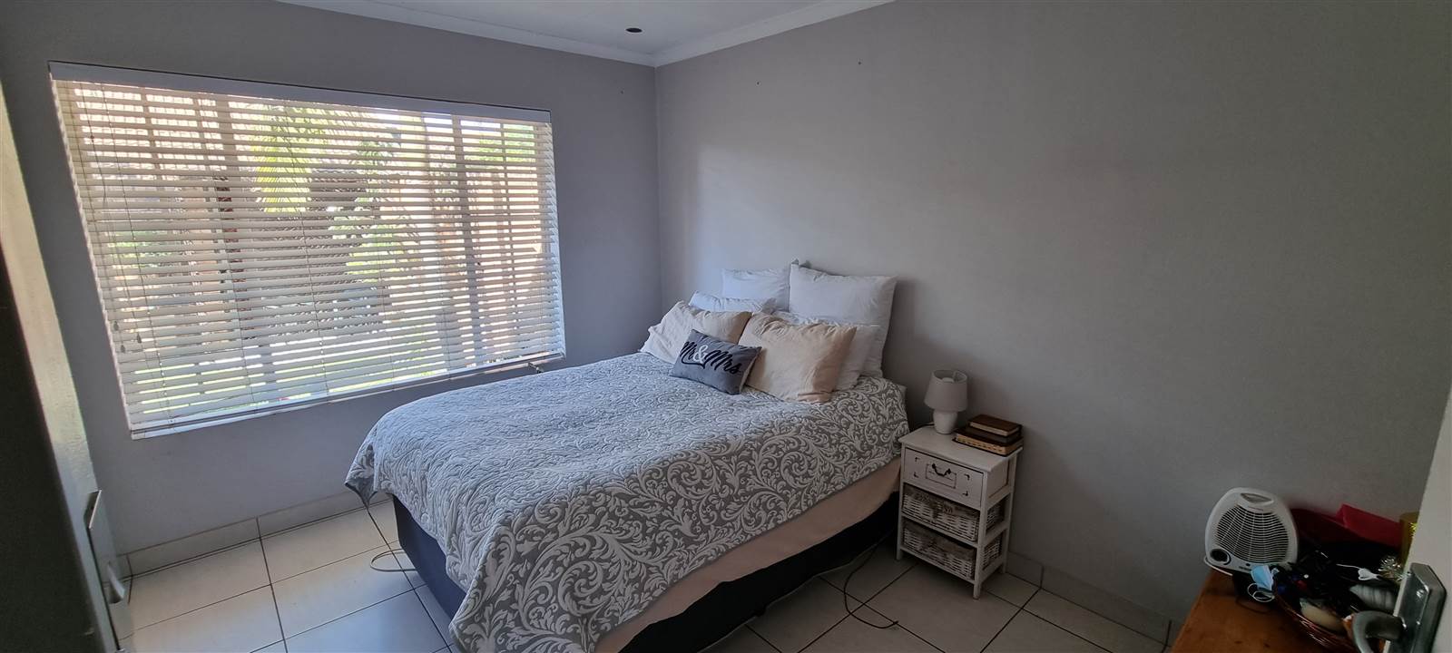 2 Bed Townhouse in Garsfontein photo number 8