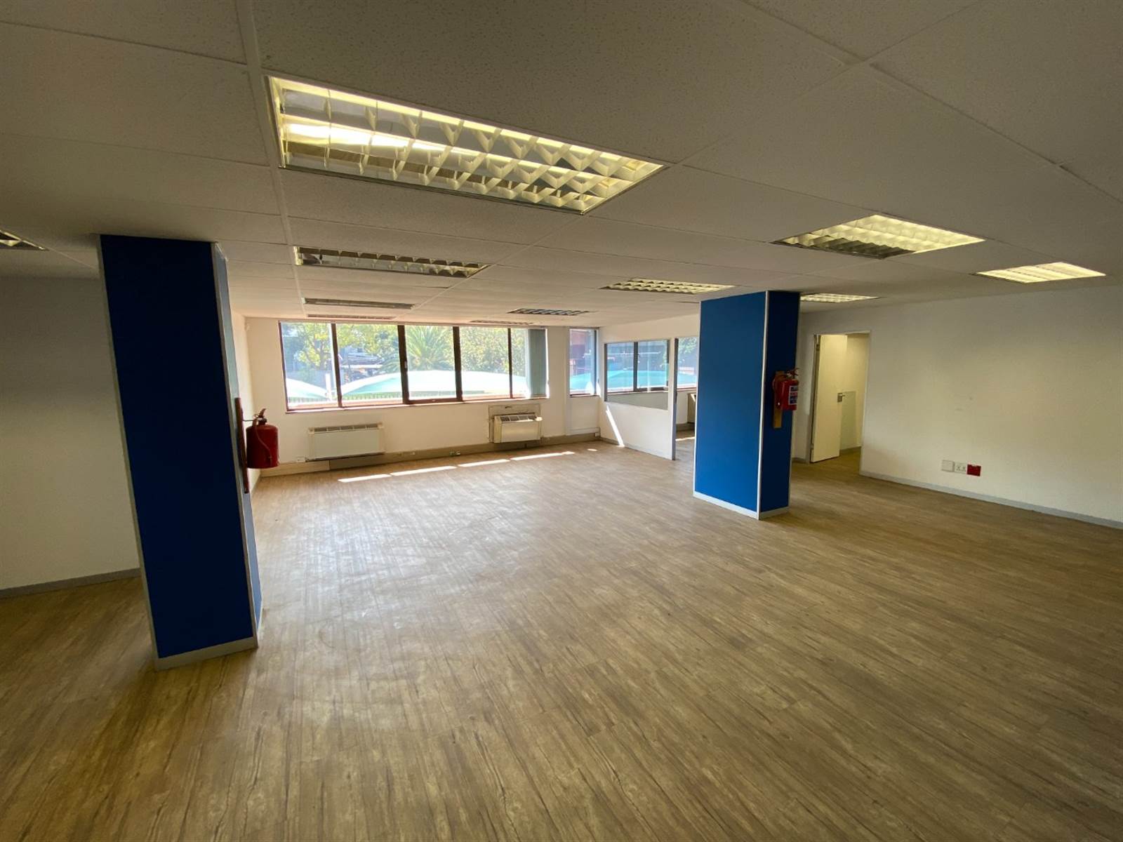 149  m² Office Space in Lynnwood Glen photo number 10