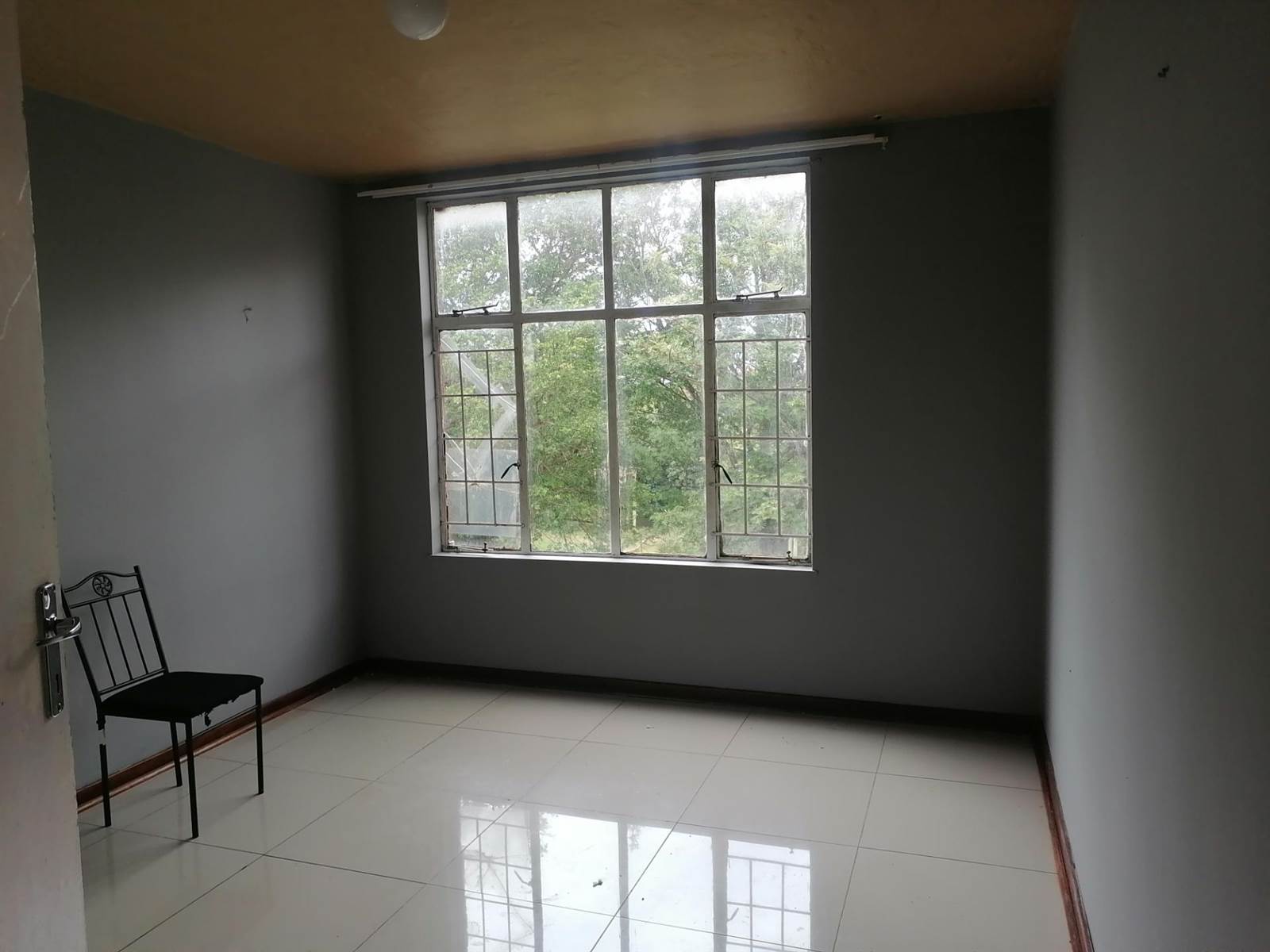 3 Bed Apartment in Empangeni photo number 8