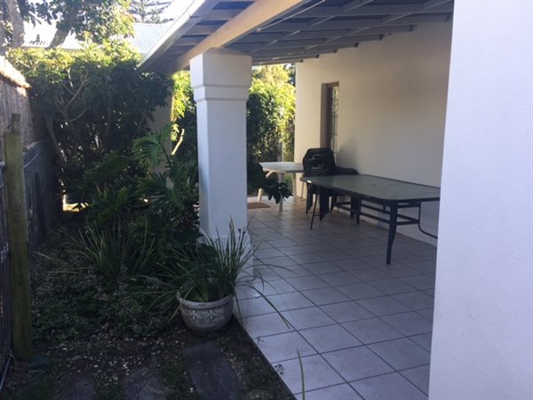 1 Bed Garden Cottage