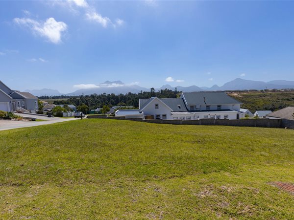 1000 m² Land available in Kraaibosch