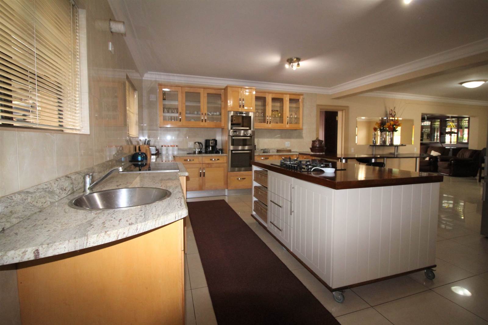 5 Bed House in Port Owen photo number 8