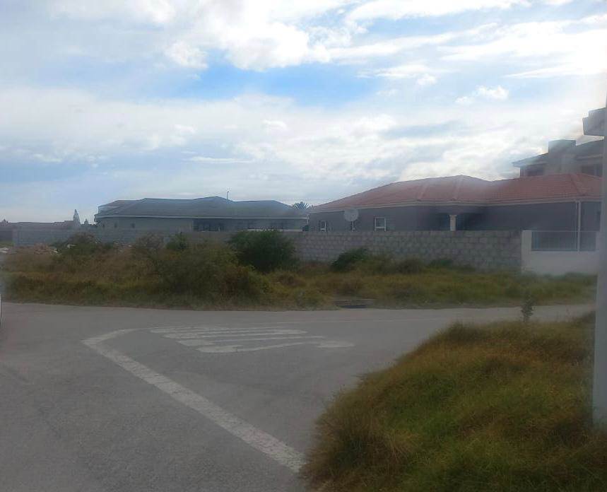 560 m² Land available in Bluewater Bay photo number 2