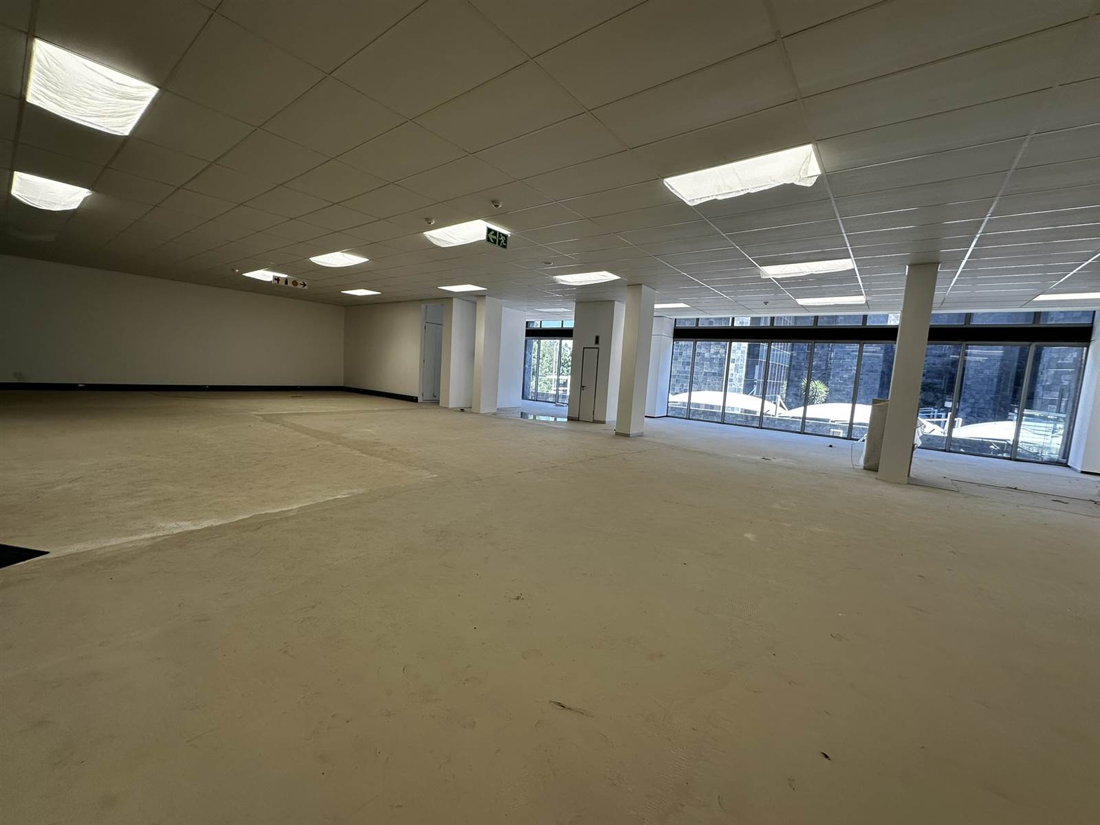 365  m² Commercial space in Bedfordview photo number 4