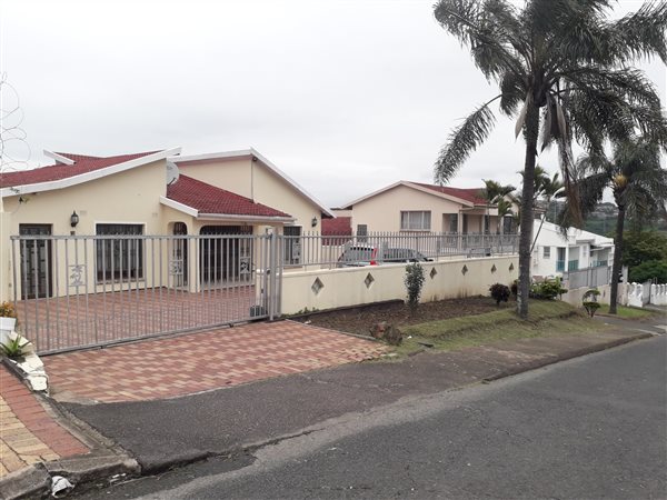 3 Bedroom House 3 Bedroom House
