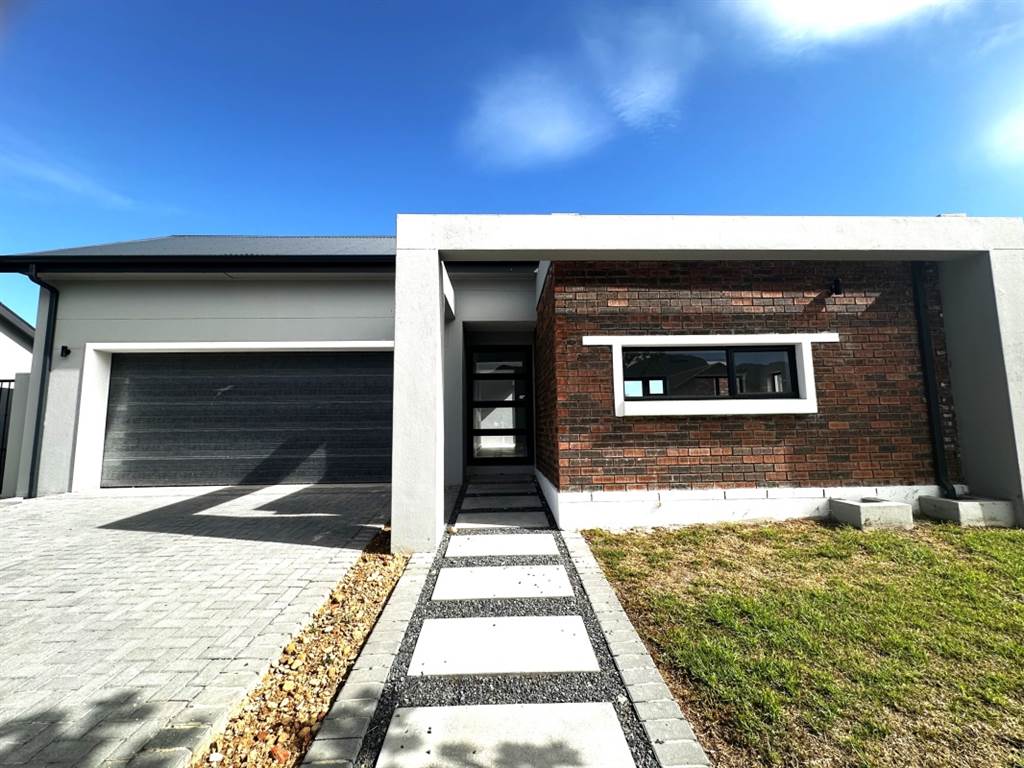 3 Bed House in Paarl photo number 3