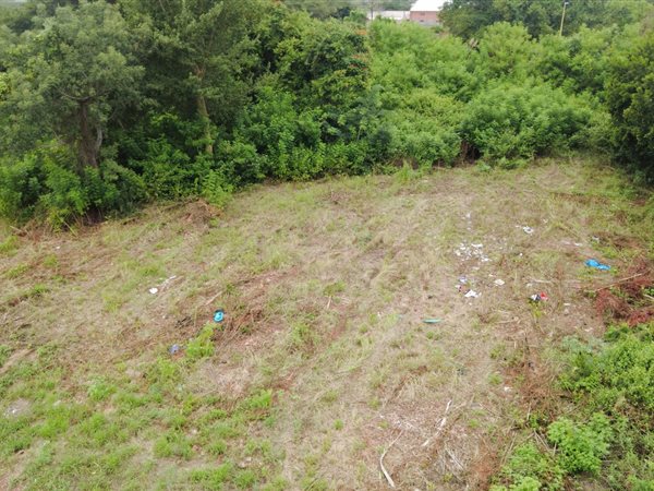 837 m² Land available in Malelane