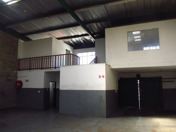 440  m² Industrial space