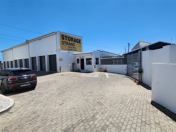 8  m² Commercial space