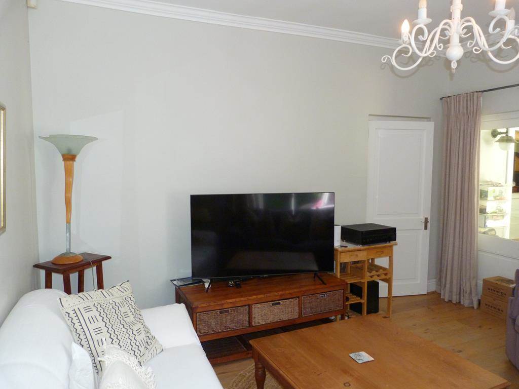 3 Bed House in Constantia photo number 14