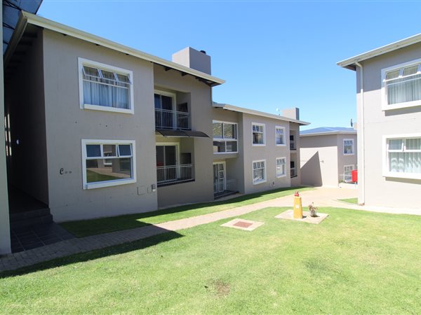 2 Bed Townhouse in Island View