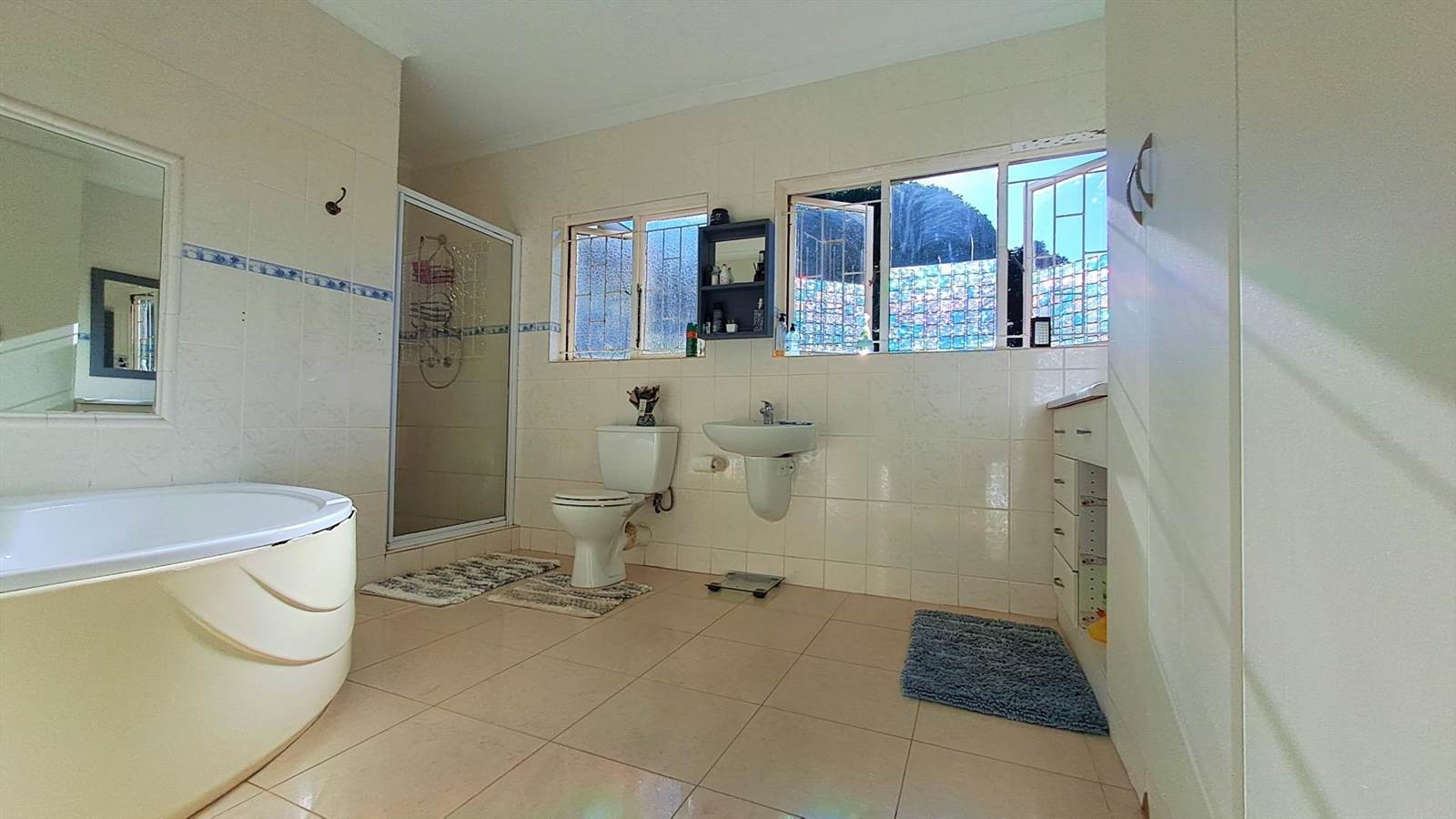 3 Bed House in Ballito photo number 10