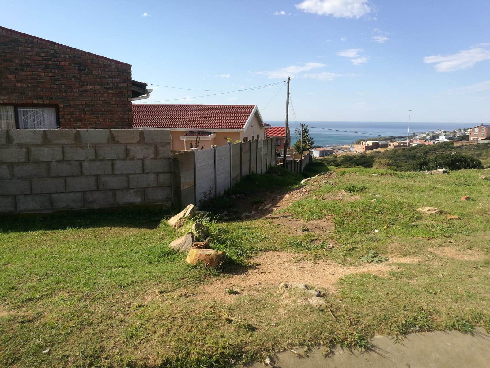 747 m² Land available in Fairview photo number 6