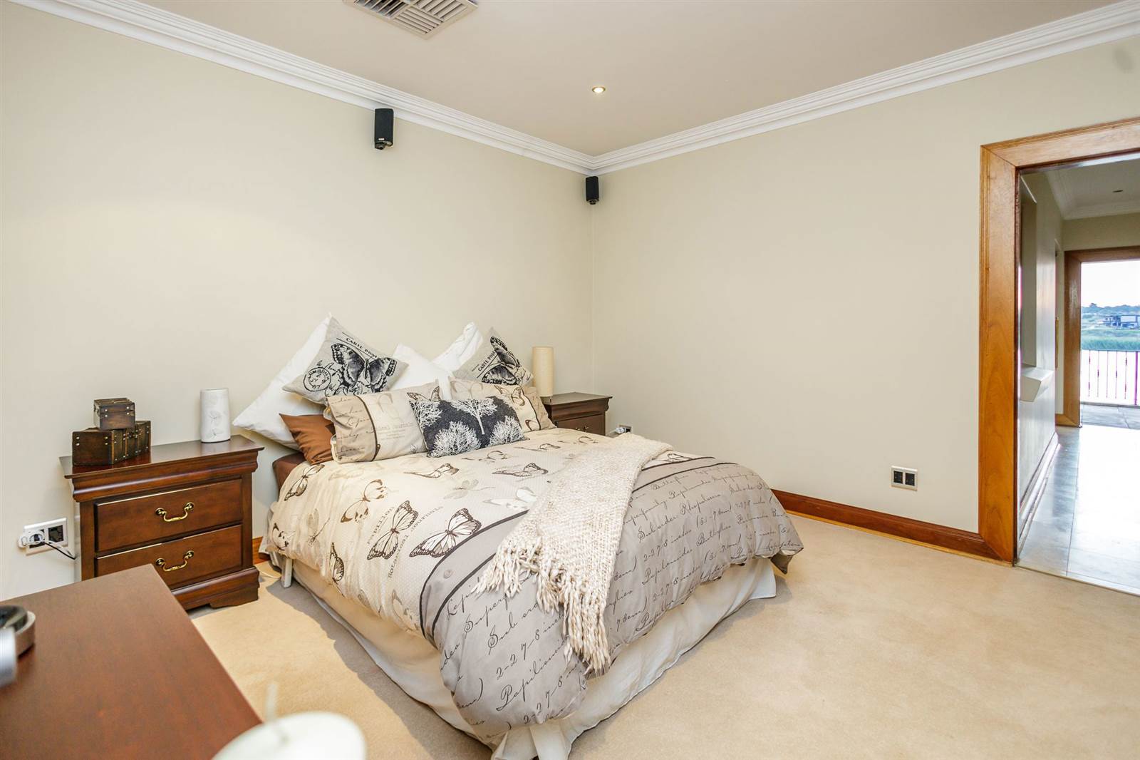 4 Bed House in Ebotse Estate photo number 29