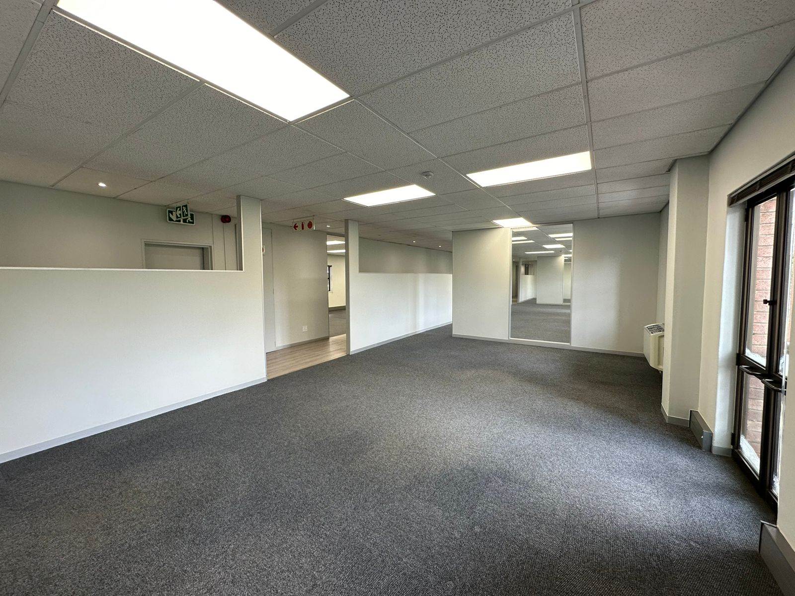 843  m² Commercial space in Woodmead photo number 20