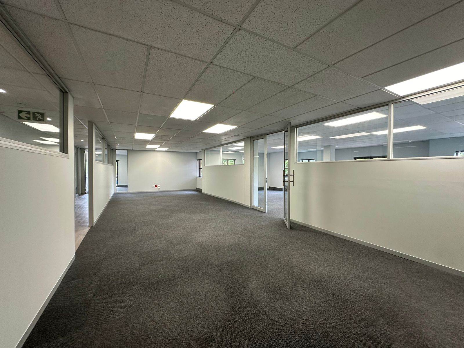 843  m² Commercial space in Woodmead photo number 11