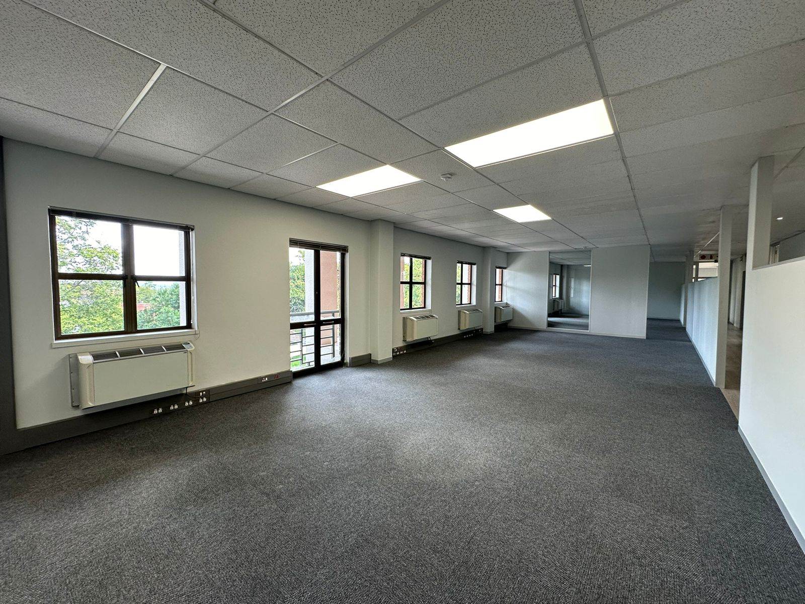 843  m² Commercial space in Woodmead photo number 18