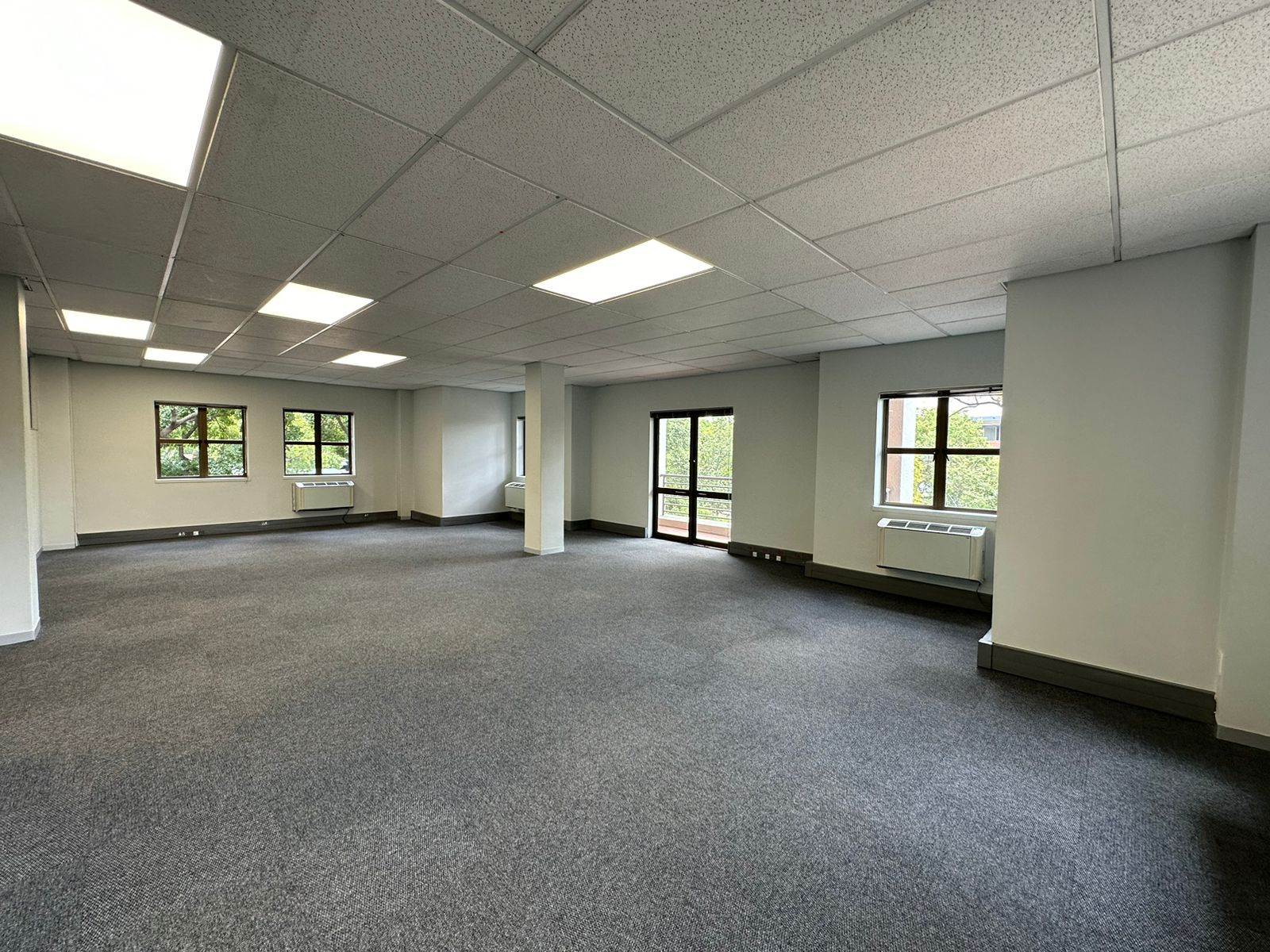 843  m² Commercial space in Woodmead photo number 13