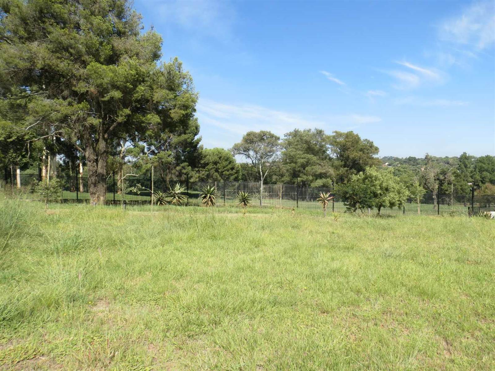 878 m² Land available in Linksfield photo number 13
