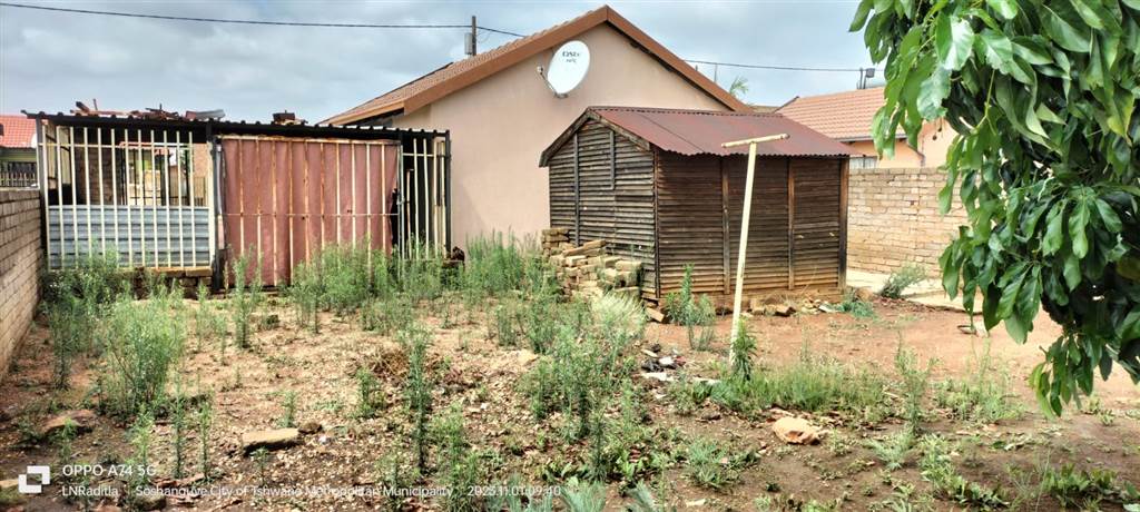 2 Bed House in Soshanguve B photo number 21