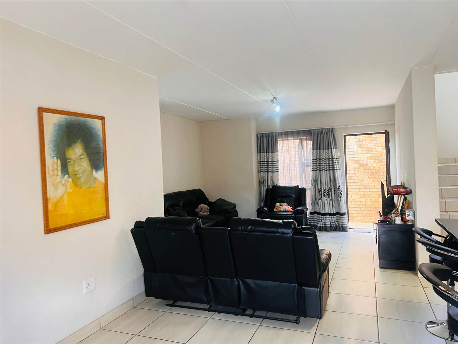 3 Bed Apartment in Beyers Park photo number 8