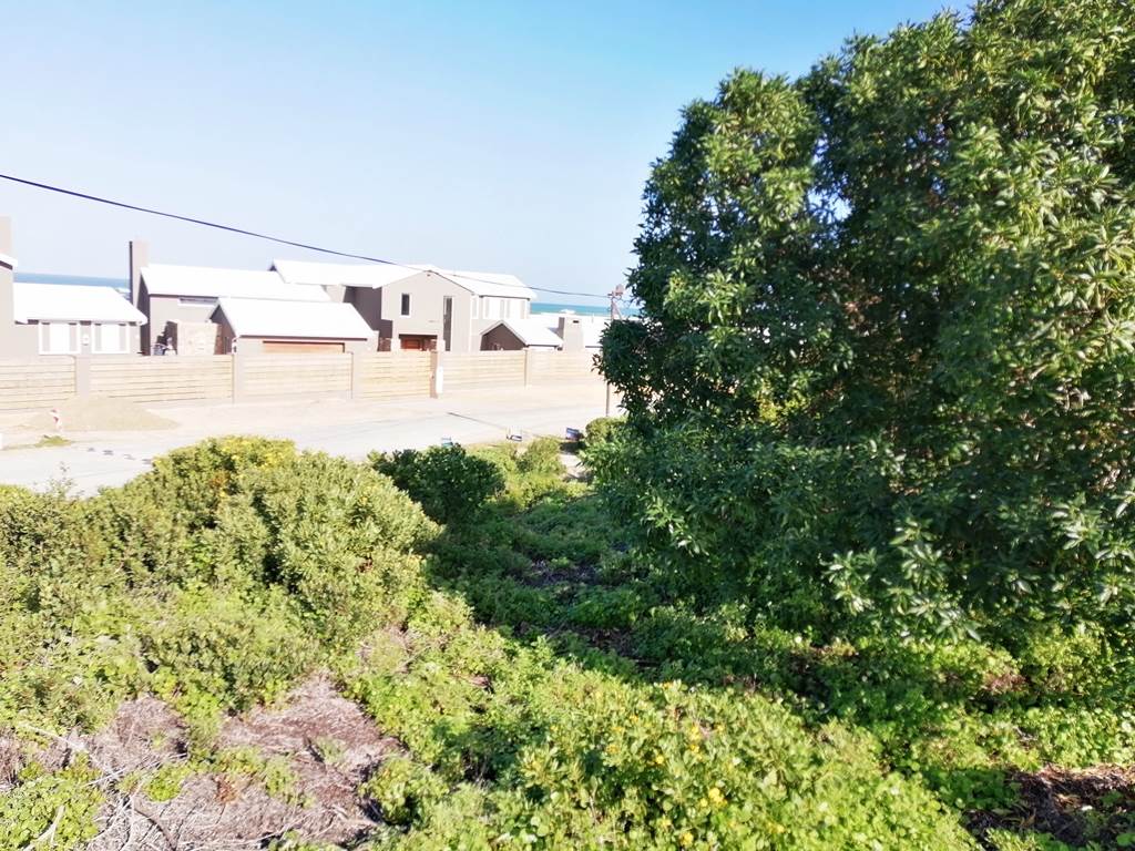 614 m² Land available in Suiderstrand photo number 4