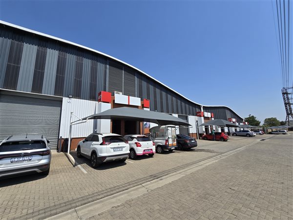 284  m² Industrial space