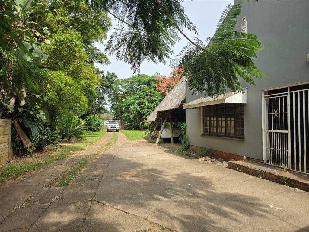 4 Bed House in Kwambonambi photo number 4